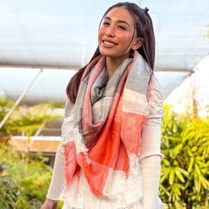 🎉HP🎉 Blanket Scarf (Coral/Gray Combo)